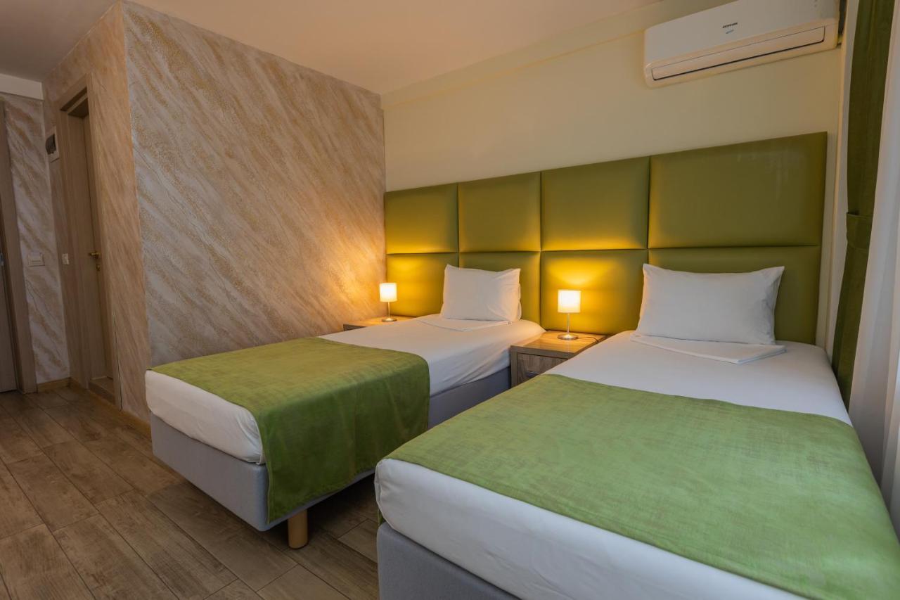 Hotel Corvaris 부쿠레슈티 외부 사진