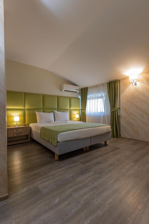 Hotel Corvaris 부쿠레슈티 외부 사진
